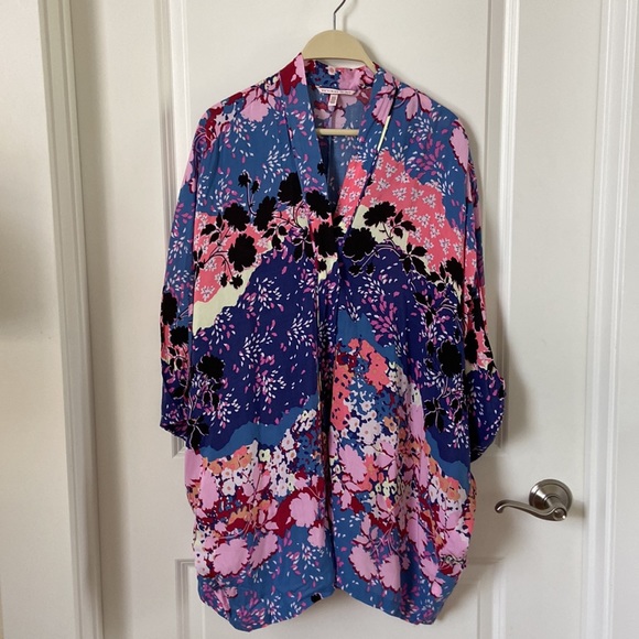 Victoria's Secret Cherry Blossom Floral PJ Set - Picture 6 of 8